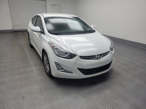 Used 2014 Hyundai Elantra SE w/ Option Group 02 FWD image 13