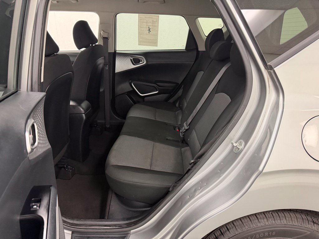 Used 2022 Kia Soul LX FWD image 16