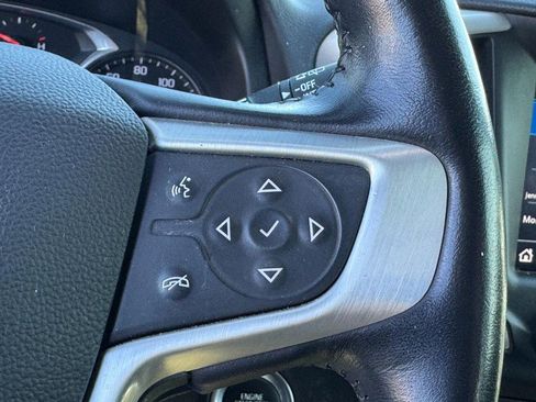 Used 2021 GMC Terrain SLT w/ Elevation Edition image 19