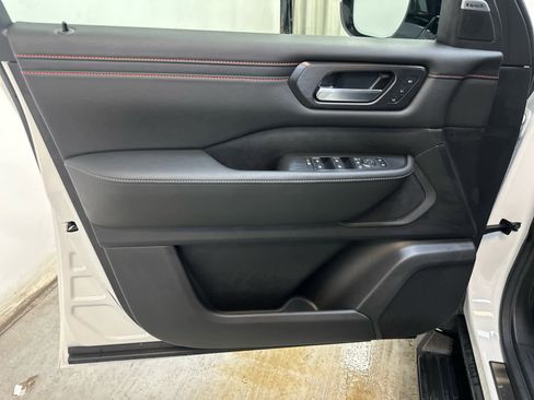 New 2026 Nissan Armada PRO-4X image 18