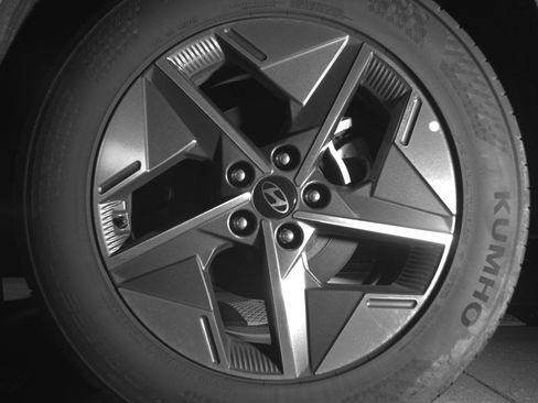 Used 2025 Hyundai Tucson SEL image 14