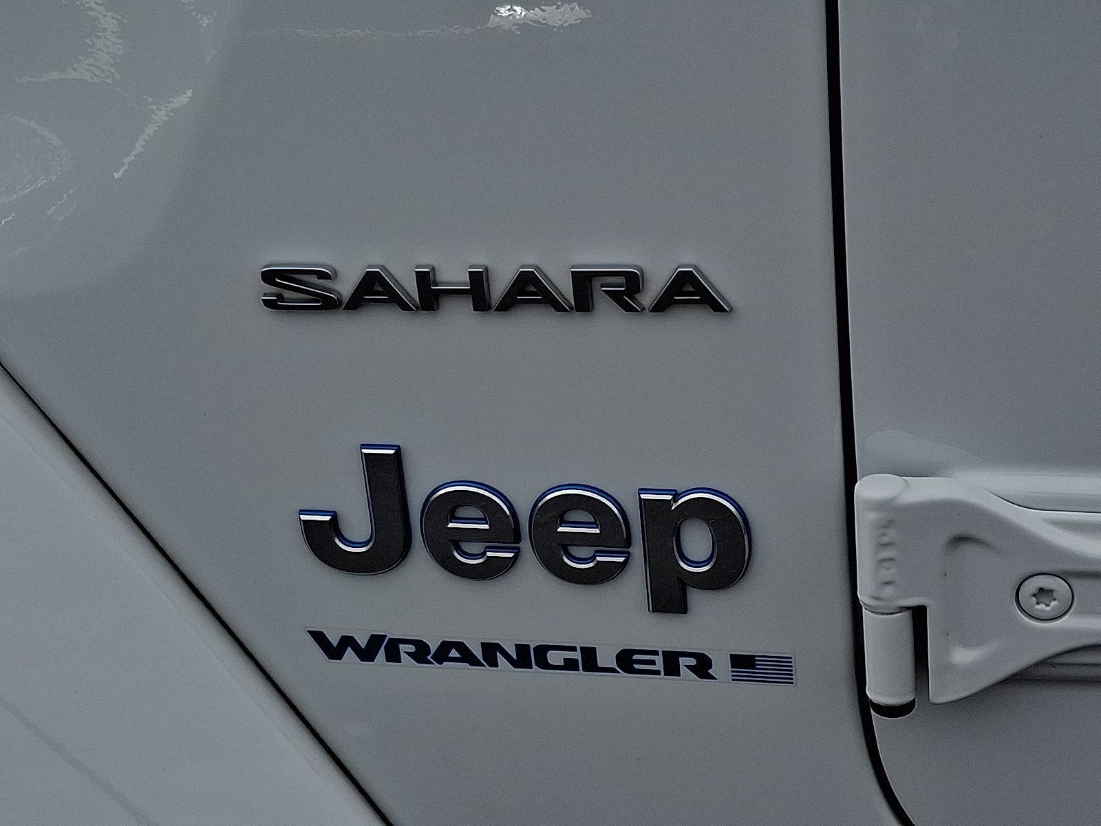 Used 2023 Jeep Wrangler Unlimited Sahara w/ Cold Weather Group AWD/4WD image 29