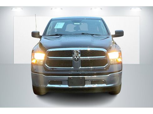 Used 2024 RAM 1500 Classic SLT image 3