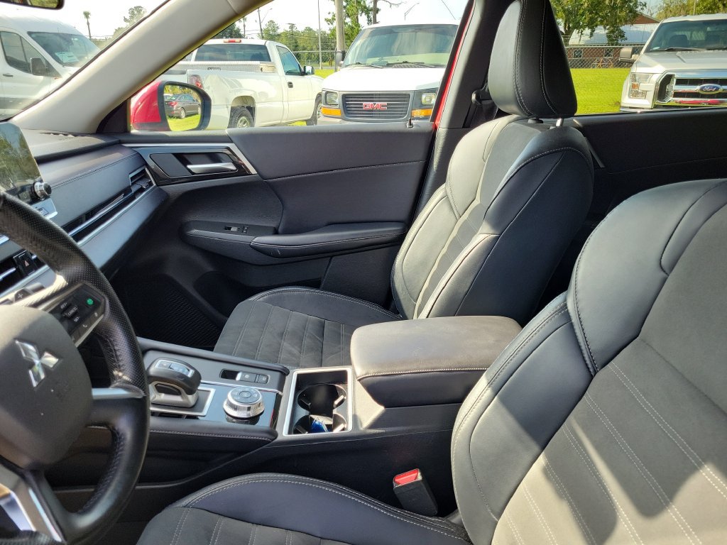 Used 2024 Mitsubishi Outlander SE Black Edition AWD/4WD image 26