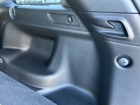 New 2025 Jeep Grand Cherokee Limited w/ Black Appearance Package image 39