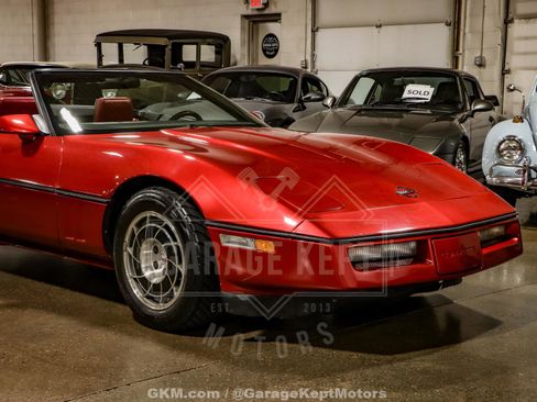 Used 1986 Chevrolet Corvette Convertible image 14