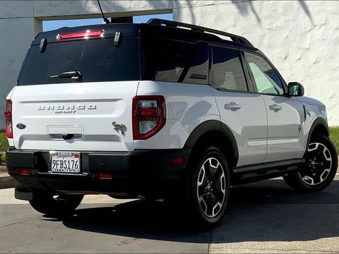 Used 2023 Ford Bronco Sport Outer Banks image 12