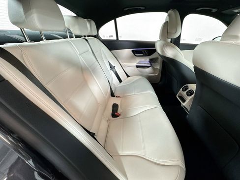 Used 2025 Mercedes-Benz C 300 Sedan image 26