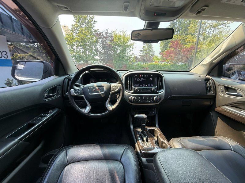 Used 2016 GMC Canyon SLT AWD/4WD image 10