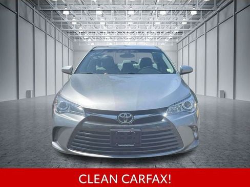Used 2017 Toyota Camry LE FWD image 2