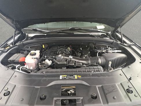 Certified 2023 Jeep Grand Cherokee Limited w/ Black Appearance Package image 31