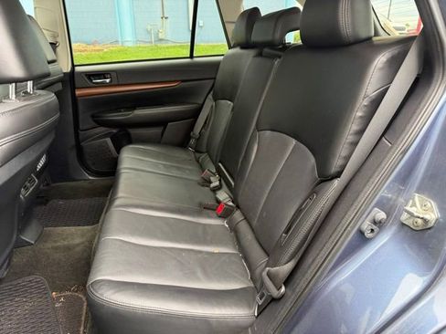 Used 2013 Subaru Outback 2.5i Limited AWD/4WD image 6