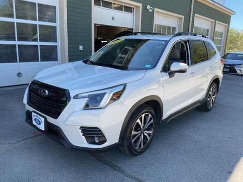 Used 2024 Subaru Forester Limited AWD/4WD image 1
