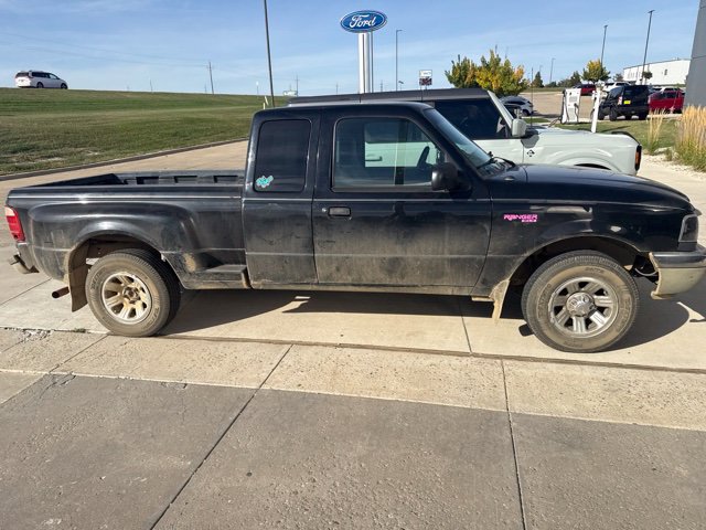 Used 2002 Ford Ranger XLT RWD image 2