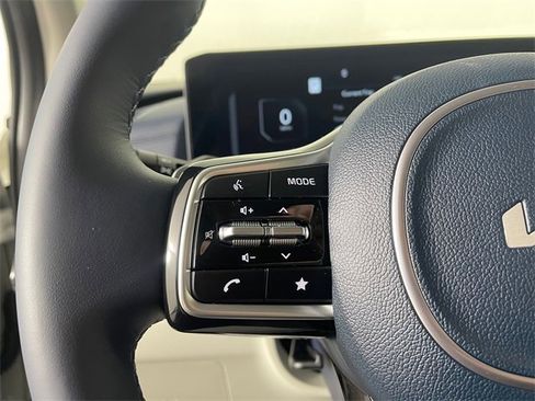 New 2026 Kia Carnival SX Prestige image 9