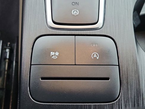 Certified 2022 Ford Escape SE w/ Convenience Package image 33