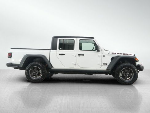 Used 2022 Jeep Gladiator Rubicon w/ Cold Weather Group image 6