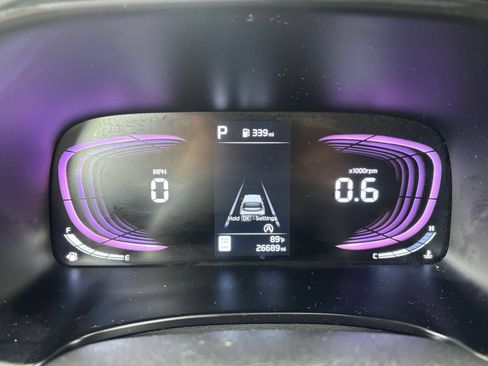Used 2025 Kia Soul LX w/ LX Technology Package FWD image 40