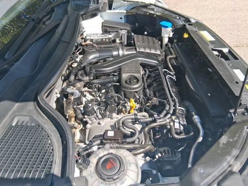 Used 2022 Volkswagen Taos S FWD image 28