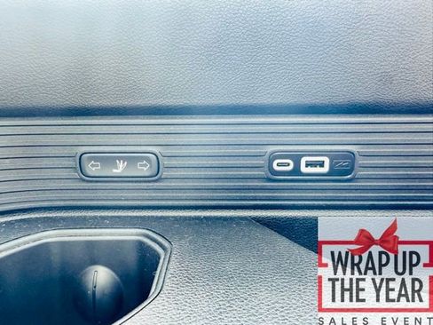 Used 2024 Jeep Wagoneer Series II image 39