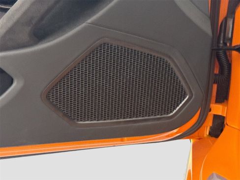 Used 2023 Lamborghini Huracan Tecnica image 19