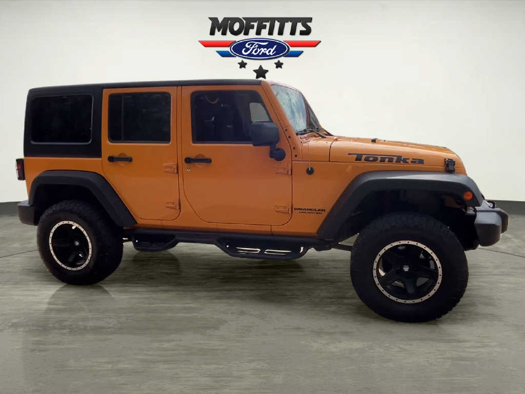 Used 2012 Jeep Wrangler Unlimited Sport AWD/4WD image 6