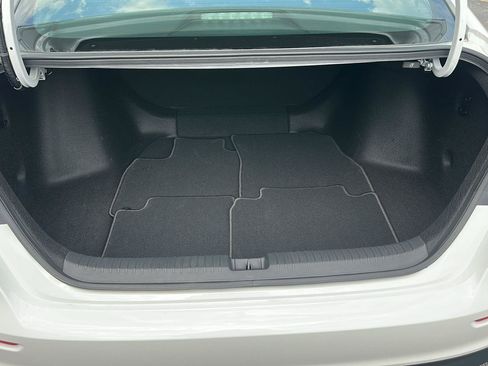 Used 2024 Honda Accord LX image 18