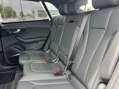 Certified 2026 Audi Q8 Premium Plus w/ Premium Plus Package AWD/4WD image 33
