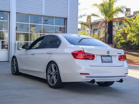 Used 2018 BMW 340i Sedan w/ Premium Package RWD image 6