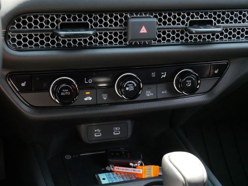 Certified 2027 Honda HR-V Sport image 23
