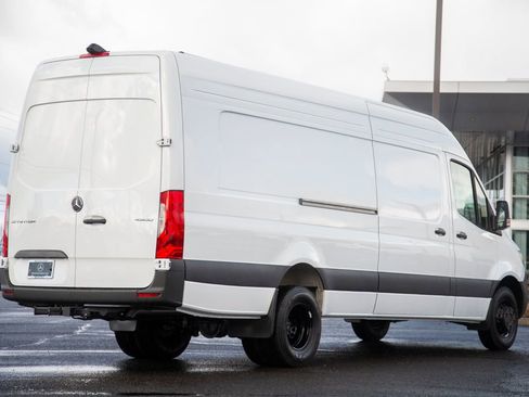 New 2026 Mercedes-Benz Sprinter 4500 image 9