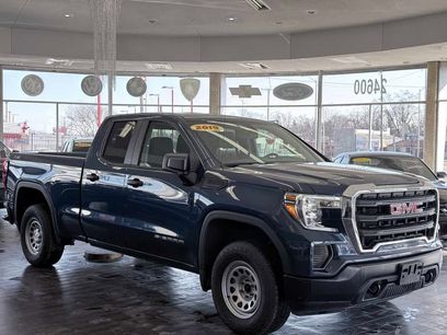 Used 2019 GMC Sierra 1500 4x4 Double Cab w/ Convenience Package