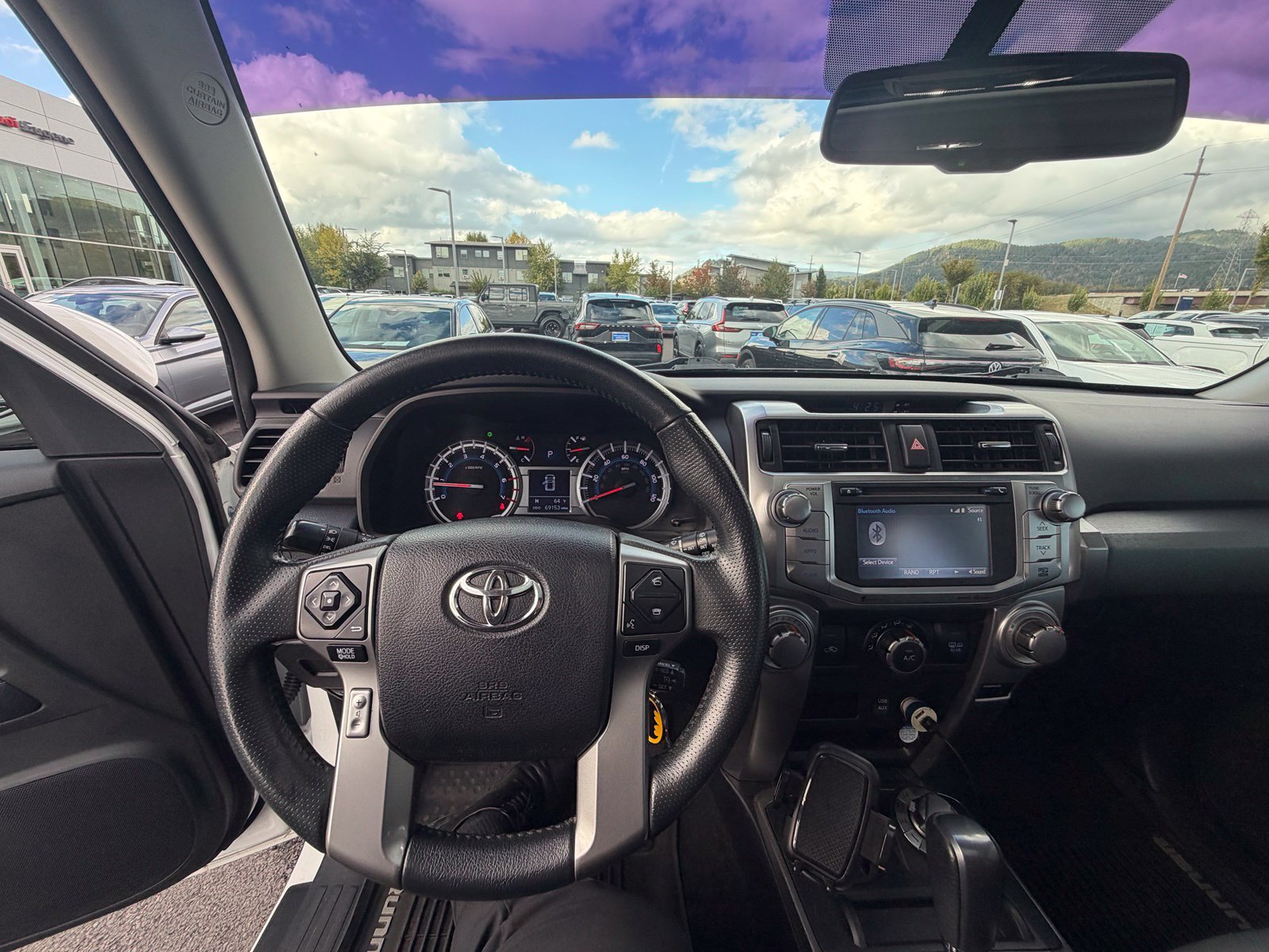 Used 2018 Toyota 4Runner SR5 Premium AWD/4WD image 10