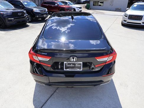 Used 2019 Honda Accord Sport image 6