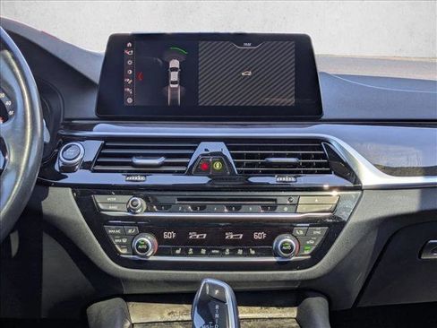 Used 2019 BMW 530e w/ Convenience Package image 15