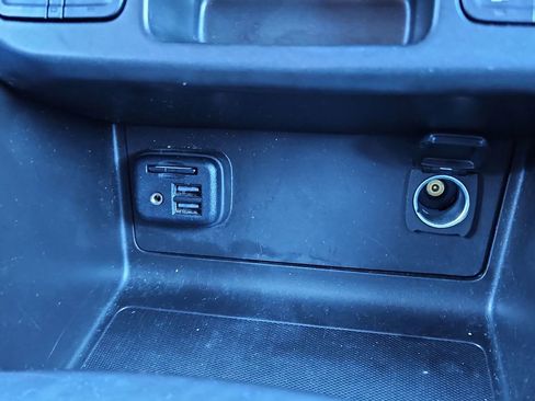 Used 2022 GMC Canyon AT4 image 20