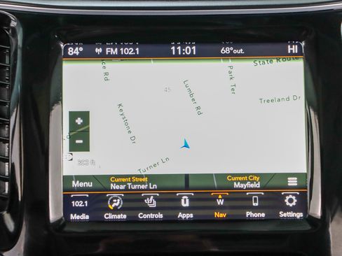 Used 2022 Jeep Cherokee Limited w/ Sun & Sound Group AWD/4WD image 18