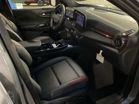 New 2026 Chevrolet Equinox RS w/ Convenience Package III image 28