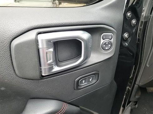 Used 2021 Jeep Wrangler Unlimited Rubicon image 11