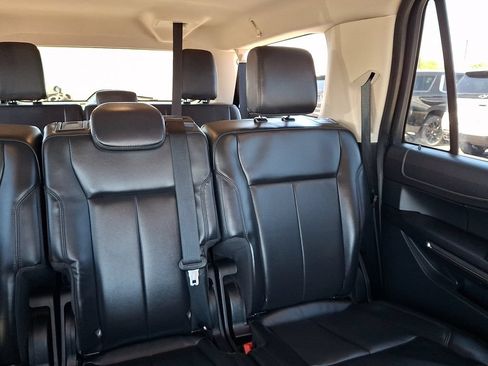 Used 2022 Ford Expedition Max XLT AWD/4WD image 21