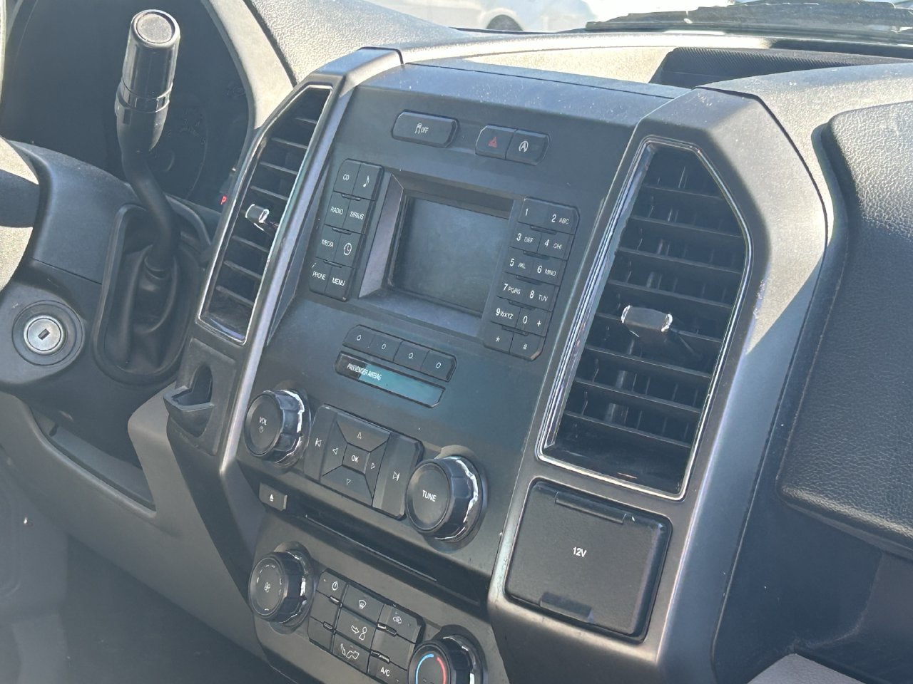 Used 2017 Ford F150 XLT RWD image 9