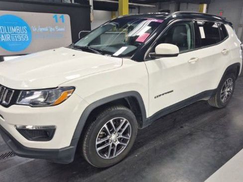 Used 2018 Jeep Compass Latitude w/ Popular Equipment Group AWD/4WD image 1