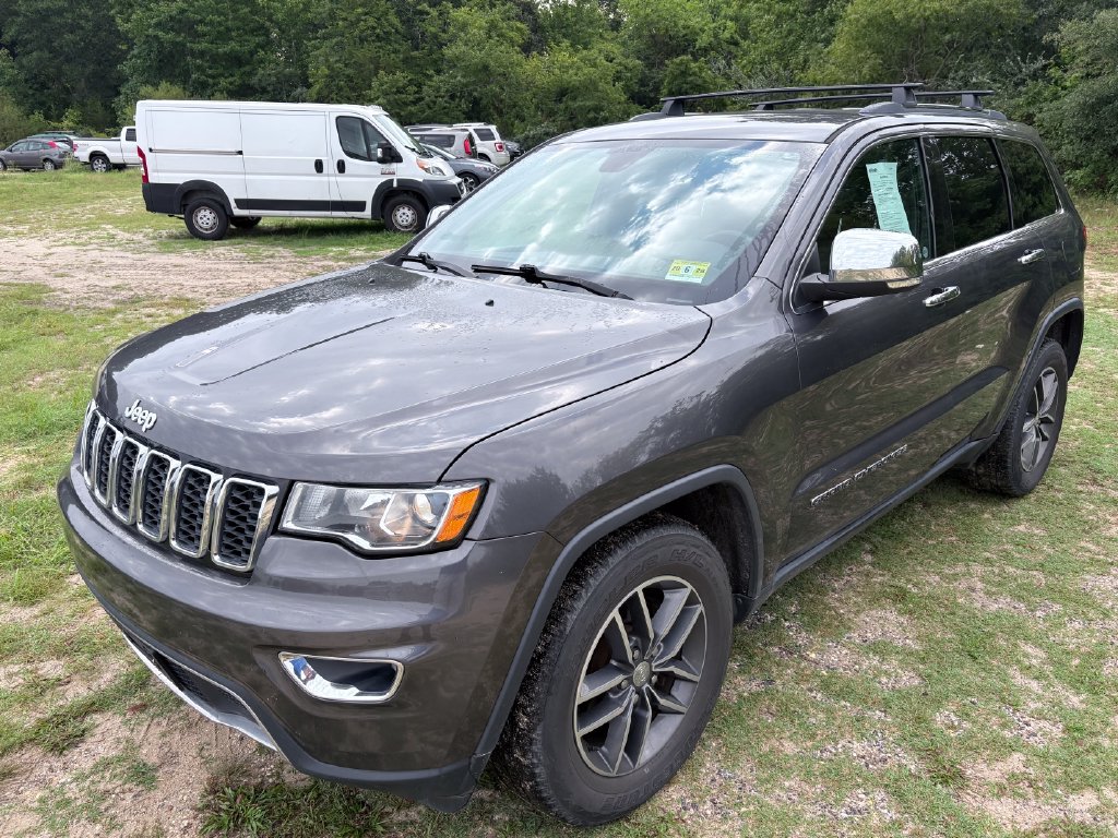 Used 2017 Jeep Grand Cherokee Limited w/ Trailer Tow Group IV AWD/4WD image 11