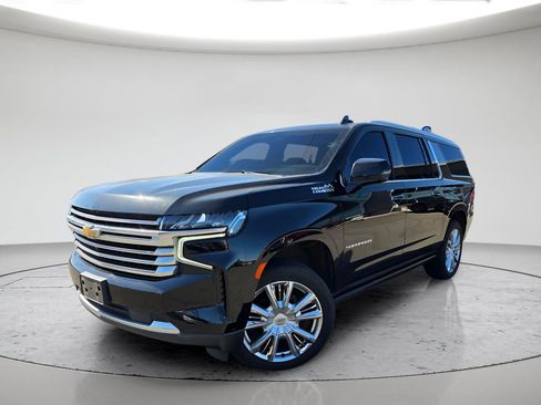 Used 2021 Chevrolet Suburban High Country AWD/4WD image 1