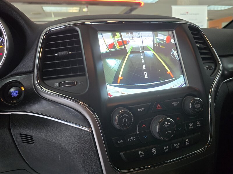 Used 2018 Jeep Grand Cherokee Limited AWD/4WD image 20