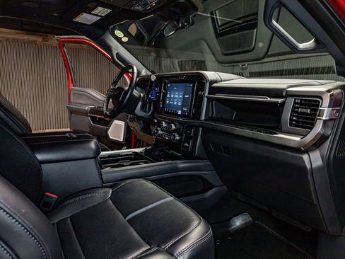 Used 2025 Ford F250 Platinum image 20