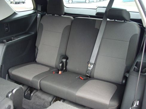 Used 2020 Chevrolet Traverse LT AWD/4WD image 9