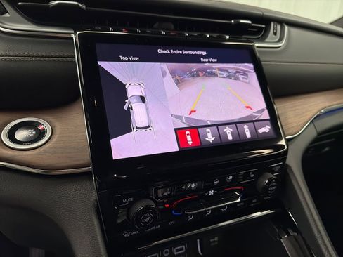 New 2025 Jeep Grand Cherokee L Summit image 24