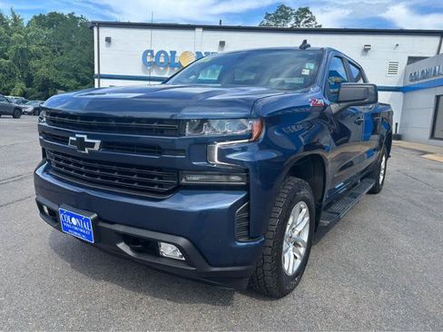 Used 2021 Chevrolet Silverado 1500 RST w/ Z71 Off-Road Package AWD/4WD image 2