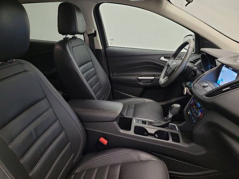 Used 2017 Ford Escape SE w/ SE Leather Comfort Package image 21